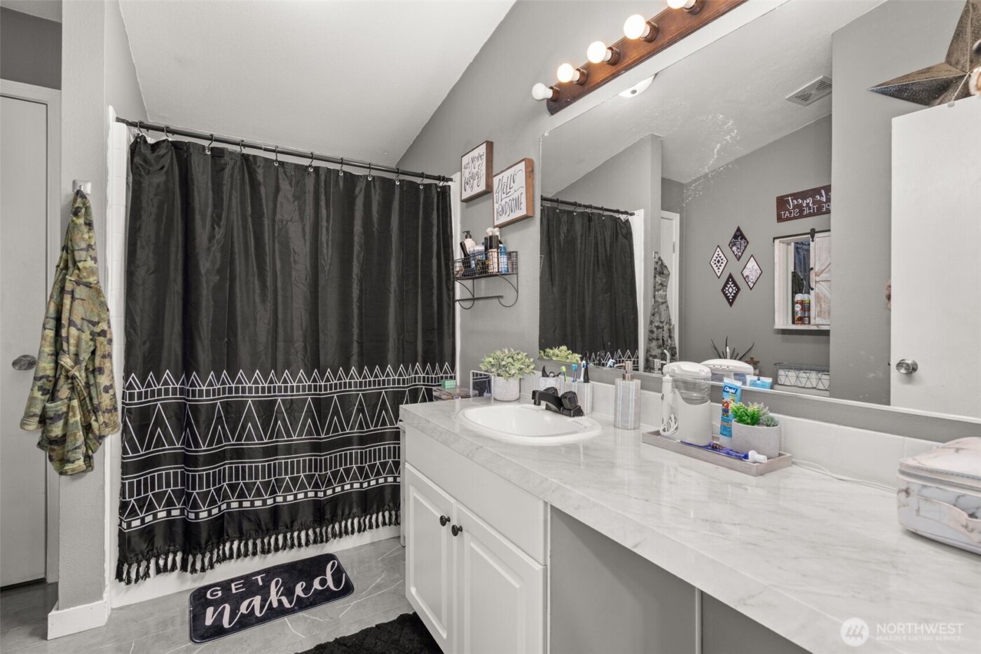 143 Deer Haven Drive , Winlock, WA 98596