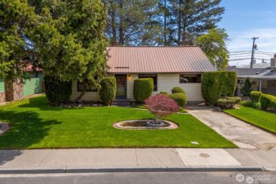 1134 SW C Street , Ephrata, WA 98823