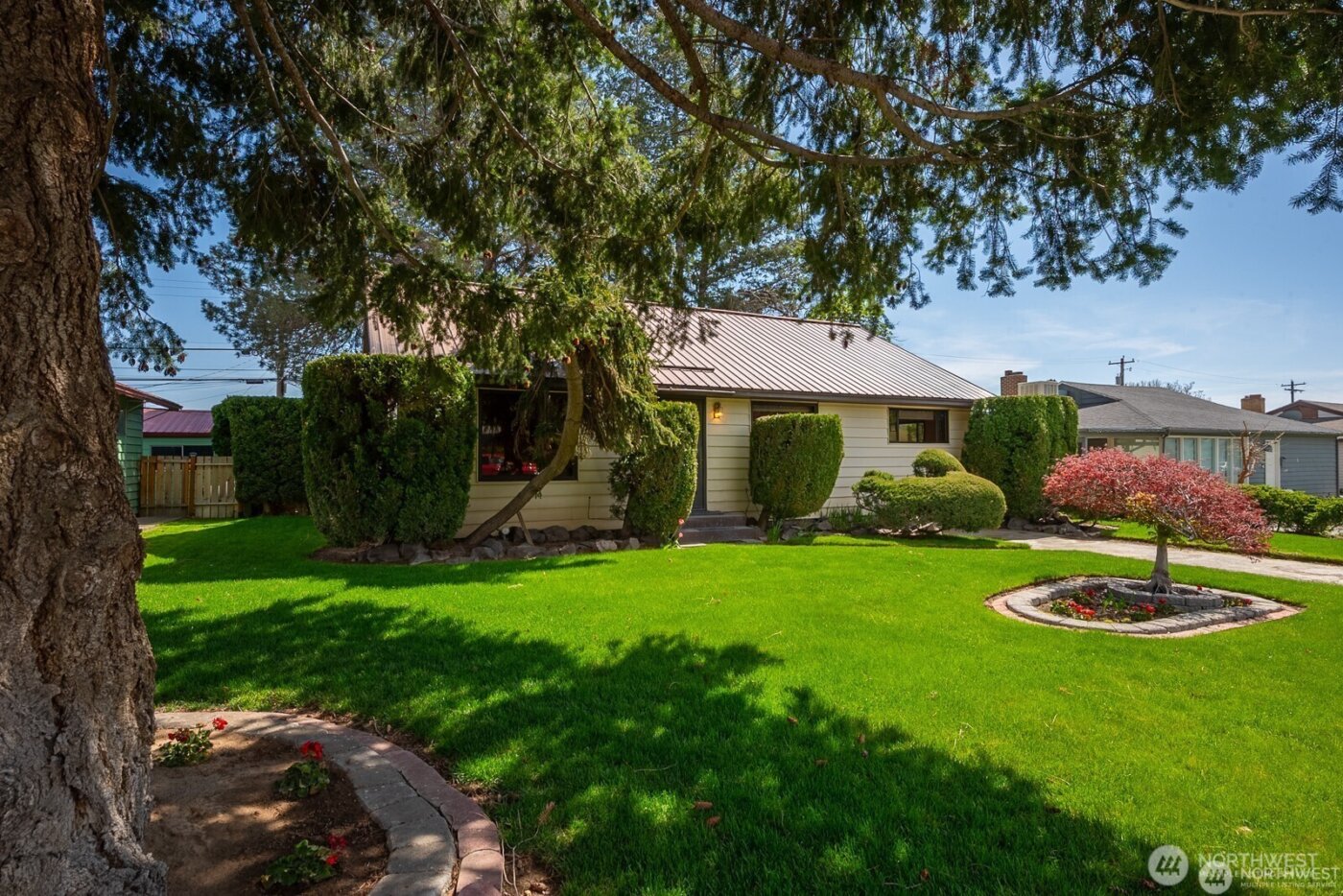 1134 SW C Street , Ephrata, WA 98823