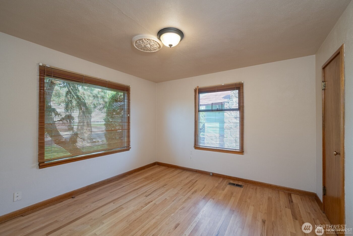 1134 SW C Street , Ephrata, WA 98823