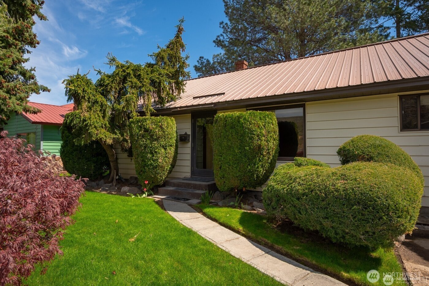 1134 SW C Street , Ephrata, WA 98823