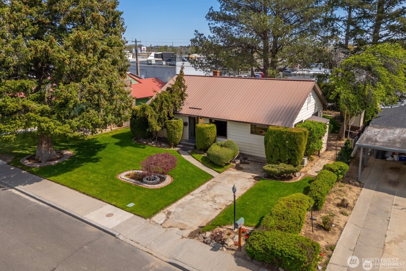 1134 SW C Street , Ephrata, WA 98823