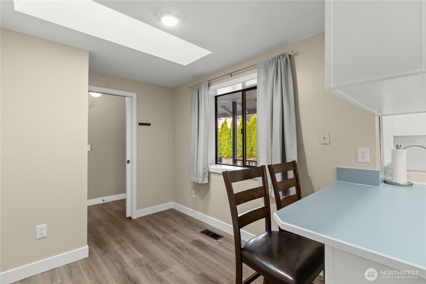 9227 5th Court SE, Olympia, WA 98513