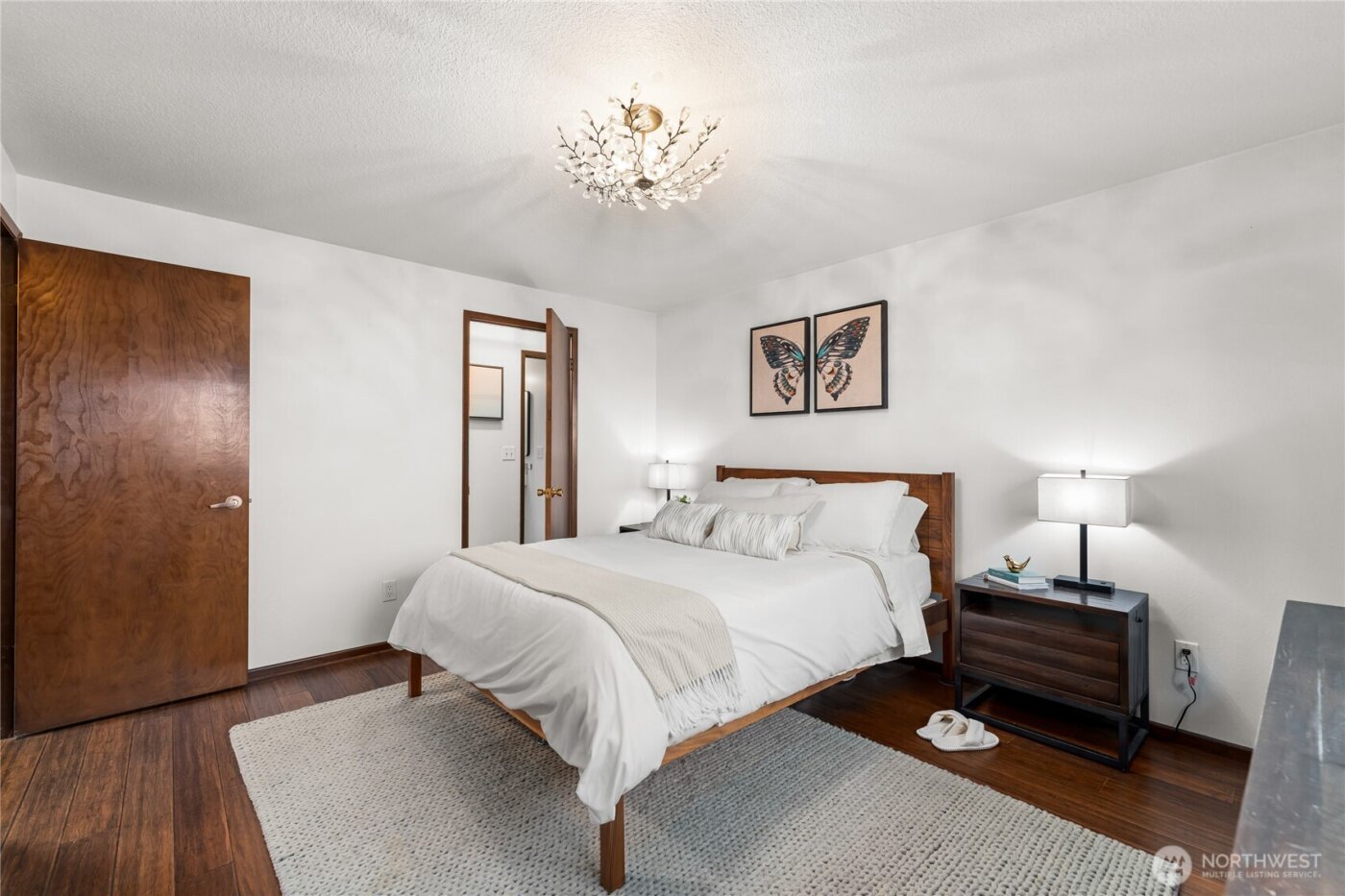 925 Valley Place , Kent, WA 98031