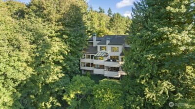 4617 103rd Lane NE, Kirkland, WA 98033 - Photo 2