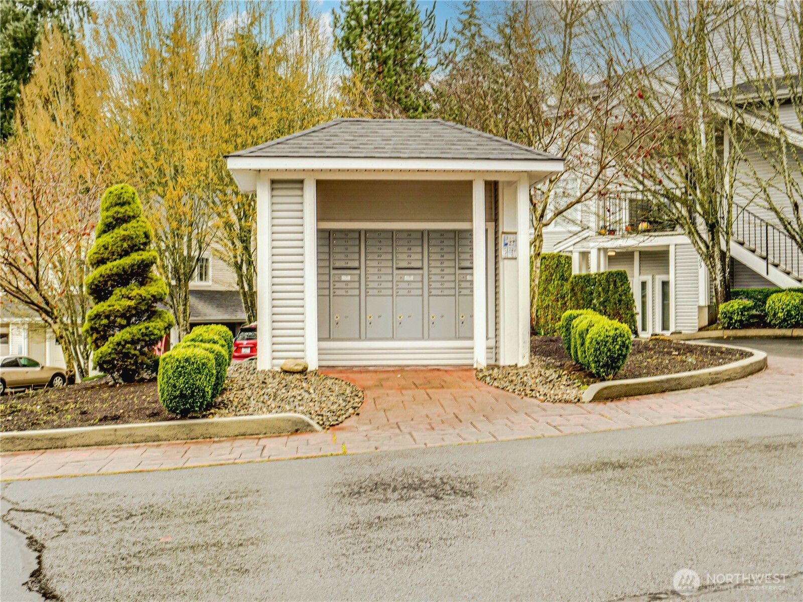 4714 Fairwood Boulevard NE #202, Tacoma, WA 98422