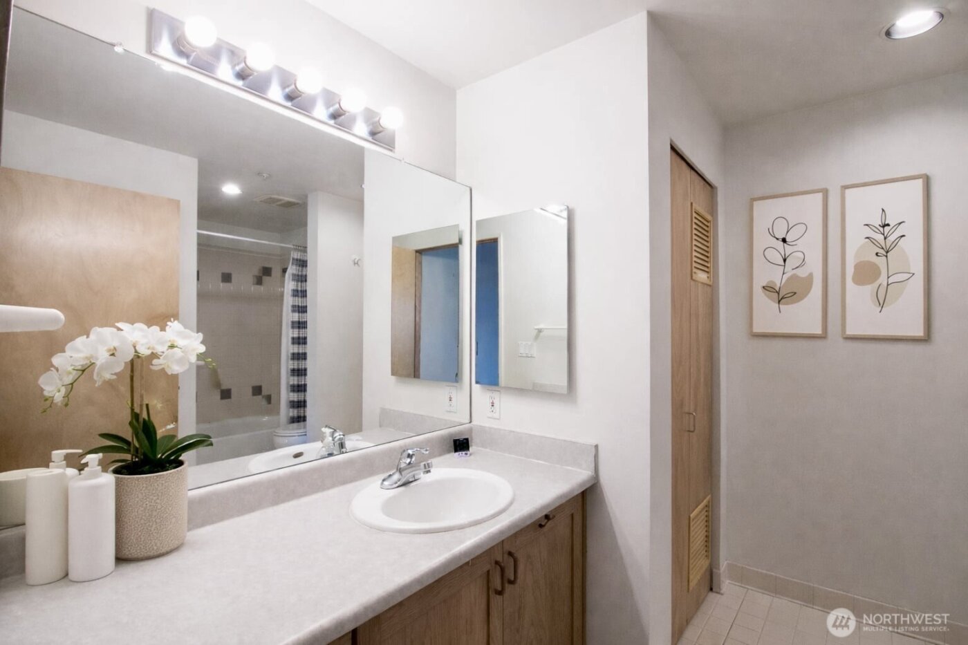 510 6th Avenue S #603, Seattle, WA 98104