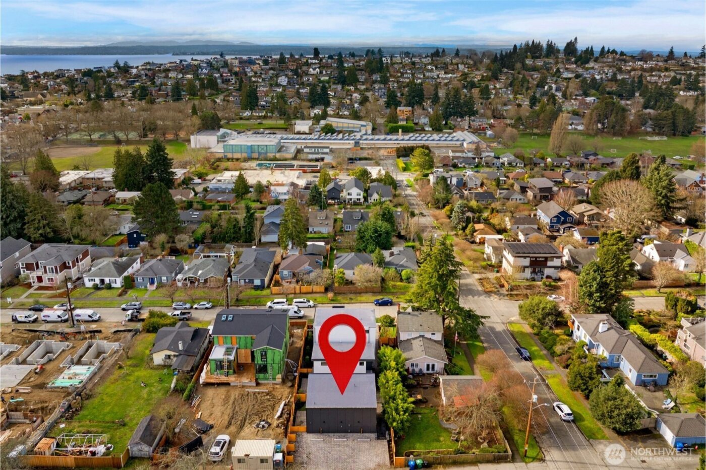 2562 30th Avenue W, Seattle, WA 98199