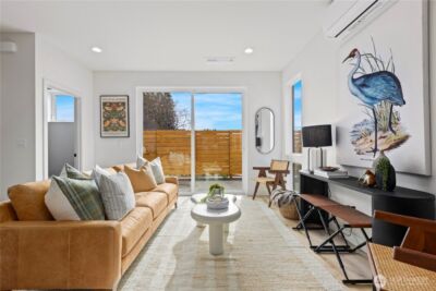 2562 30th Avenue W, Seattle, WA 98199 - Photo 10