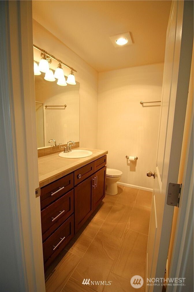 3310 31st Drive , Everett, WA 98201