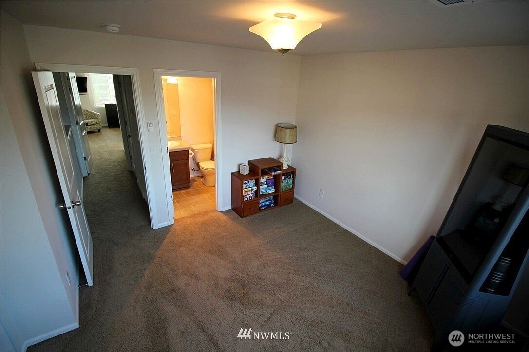 3310 31st Drive , Everett, WA 98201