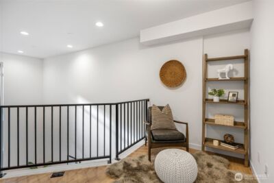 2112 1st Avenue N, Seattle, WA 98109 - Photo 14