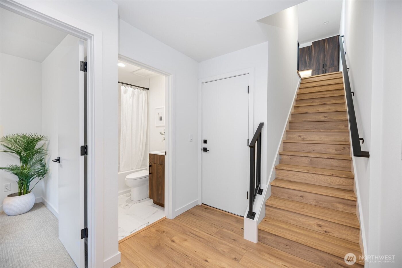 2112 1st Avenue N, Seattle, WA 98109