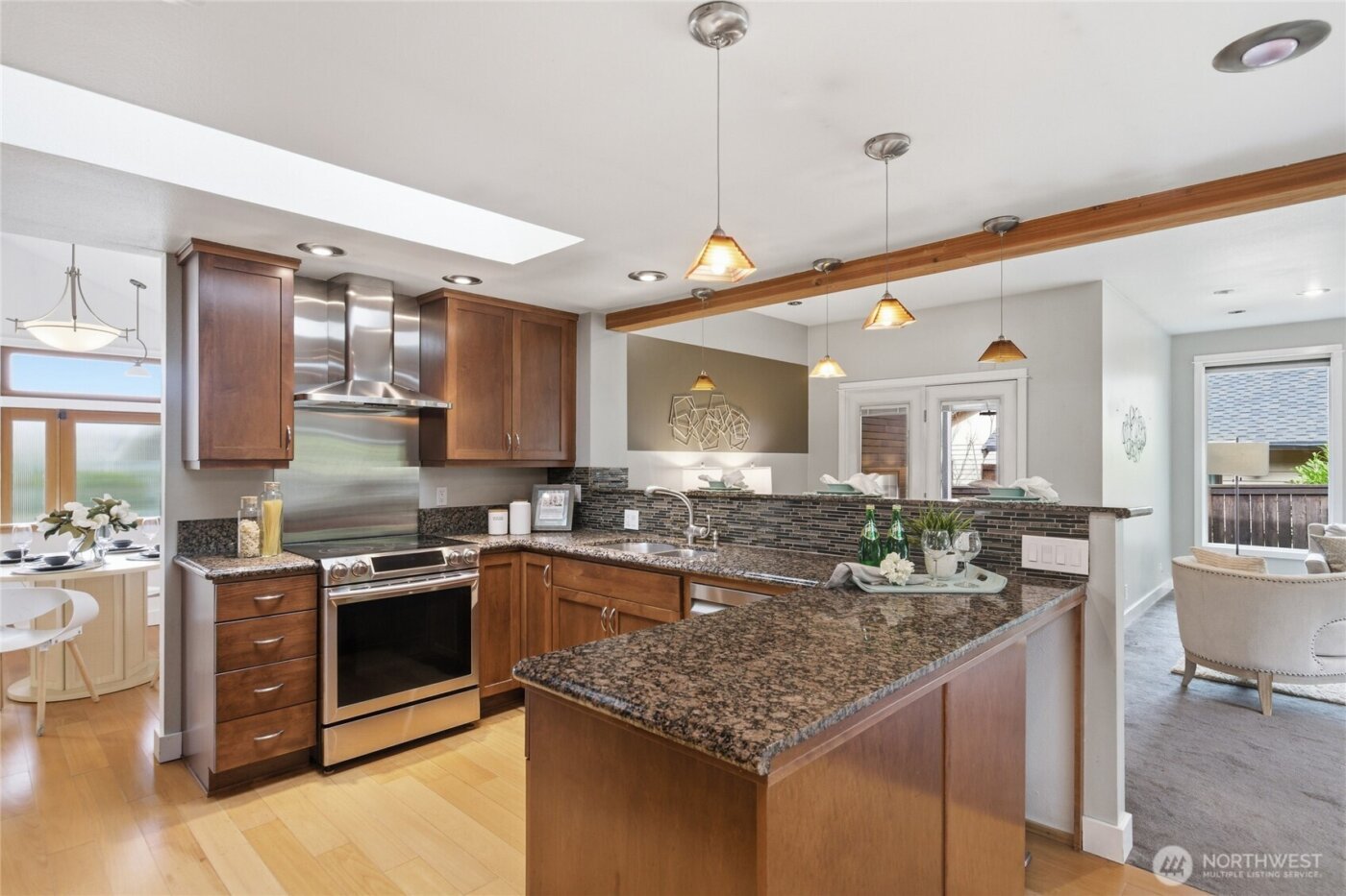 6006 105th Avenue NE, Kirkland, WA 98033