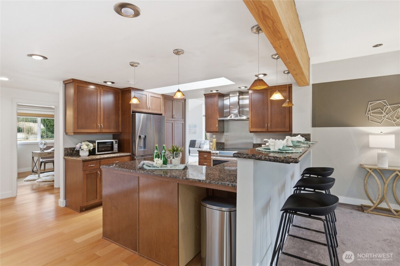 6006 105th Avenue NE, Kirkland, WA 98033