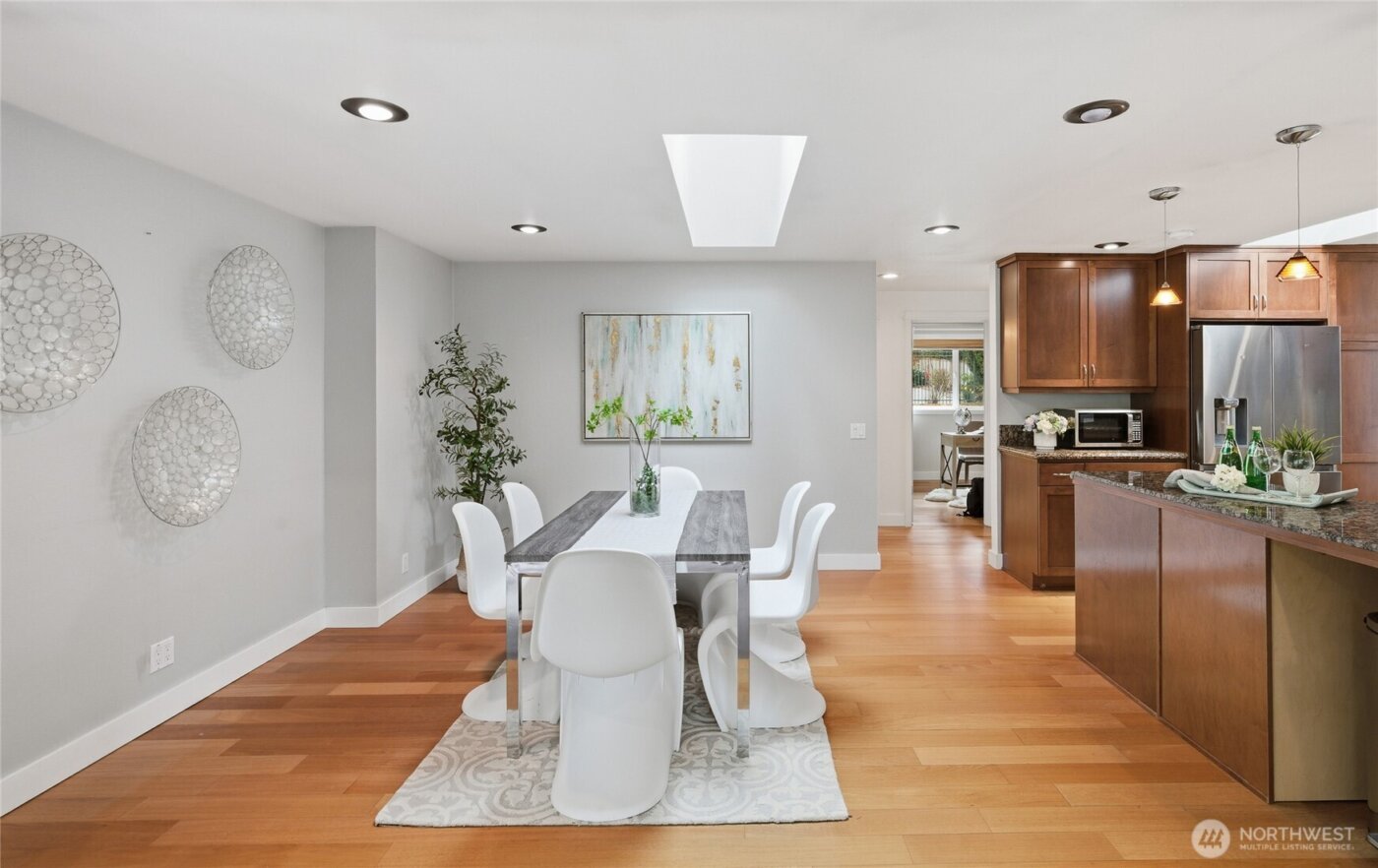 6006 105th Avenue NE, Kirkland, WA 98033