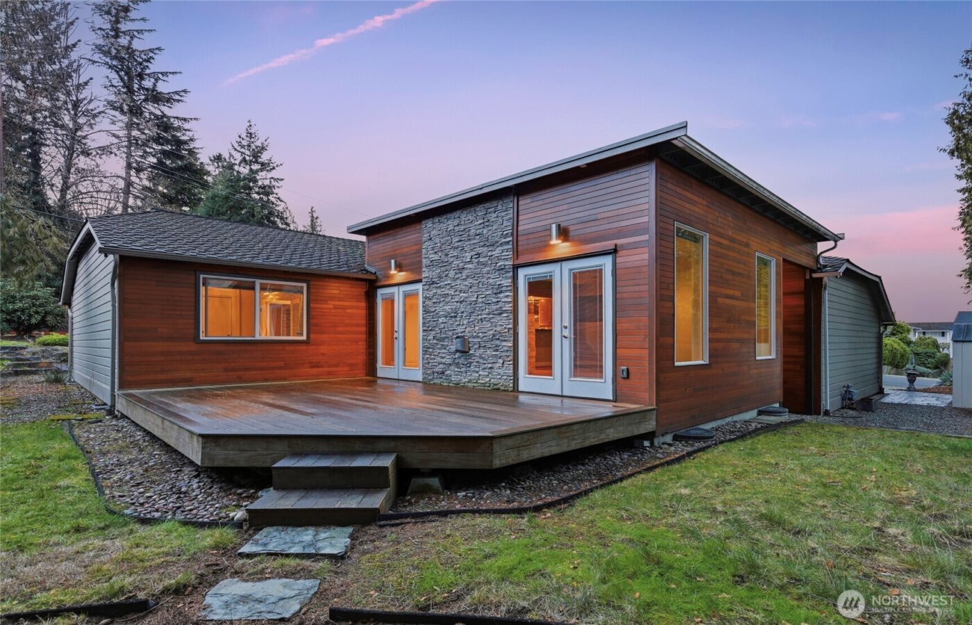 6006 105th Avenue NE, Kirkland, WA 98033