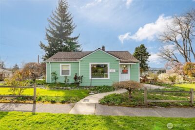 703 N 8th Street , Mount Vernon, WA 98273
