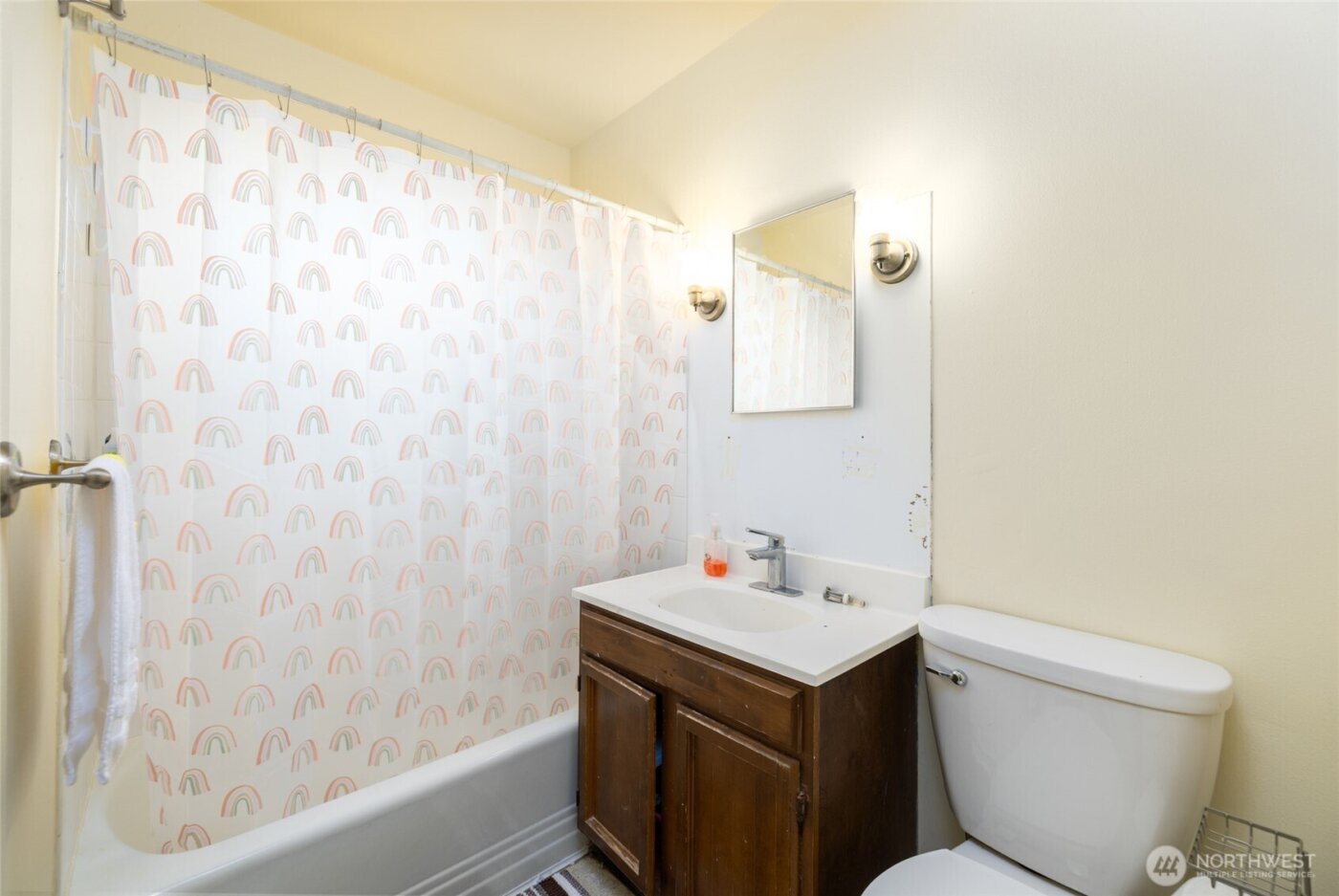 703 N 8th Street , Mount Vernon, WA 98273