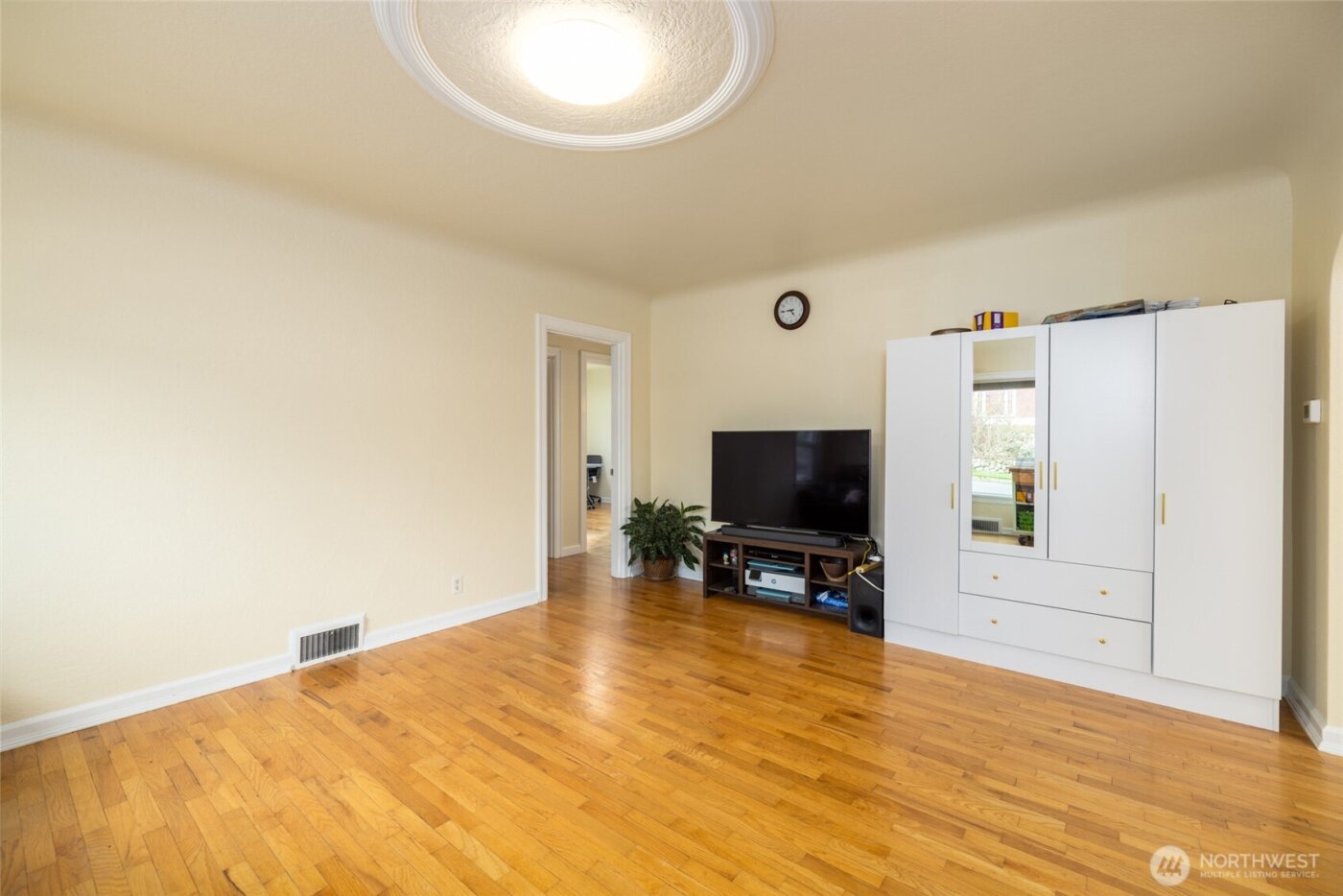 703 N 8th Street , Mount Vernon, WA 98273