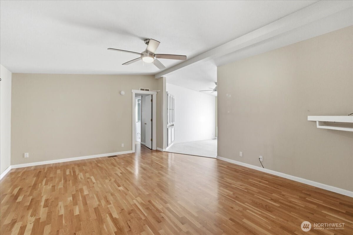 1713 S 69th Avenue , Yakima, WA 98908