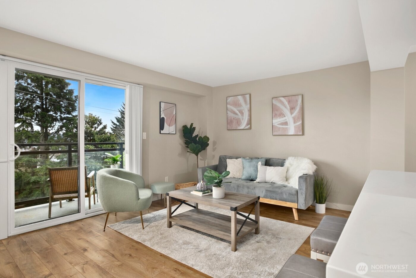 1601 Taylor Avenue N #405, Seattle, WA 98109