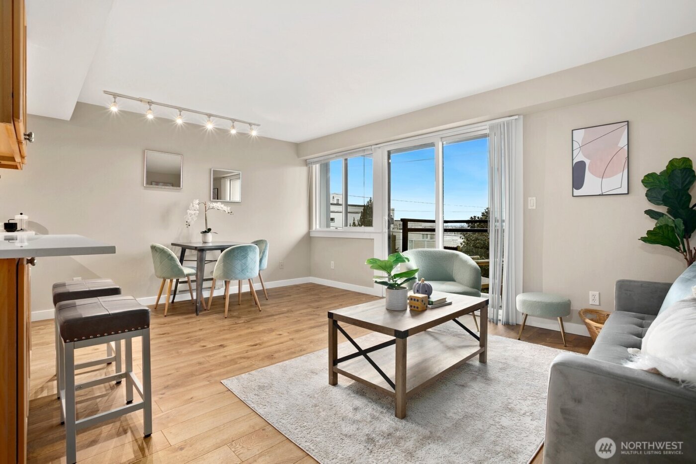 1601 Taylor Avenue N #405, Seattle, WA 98109