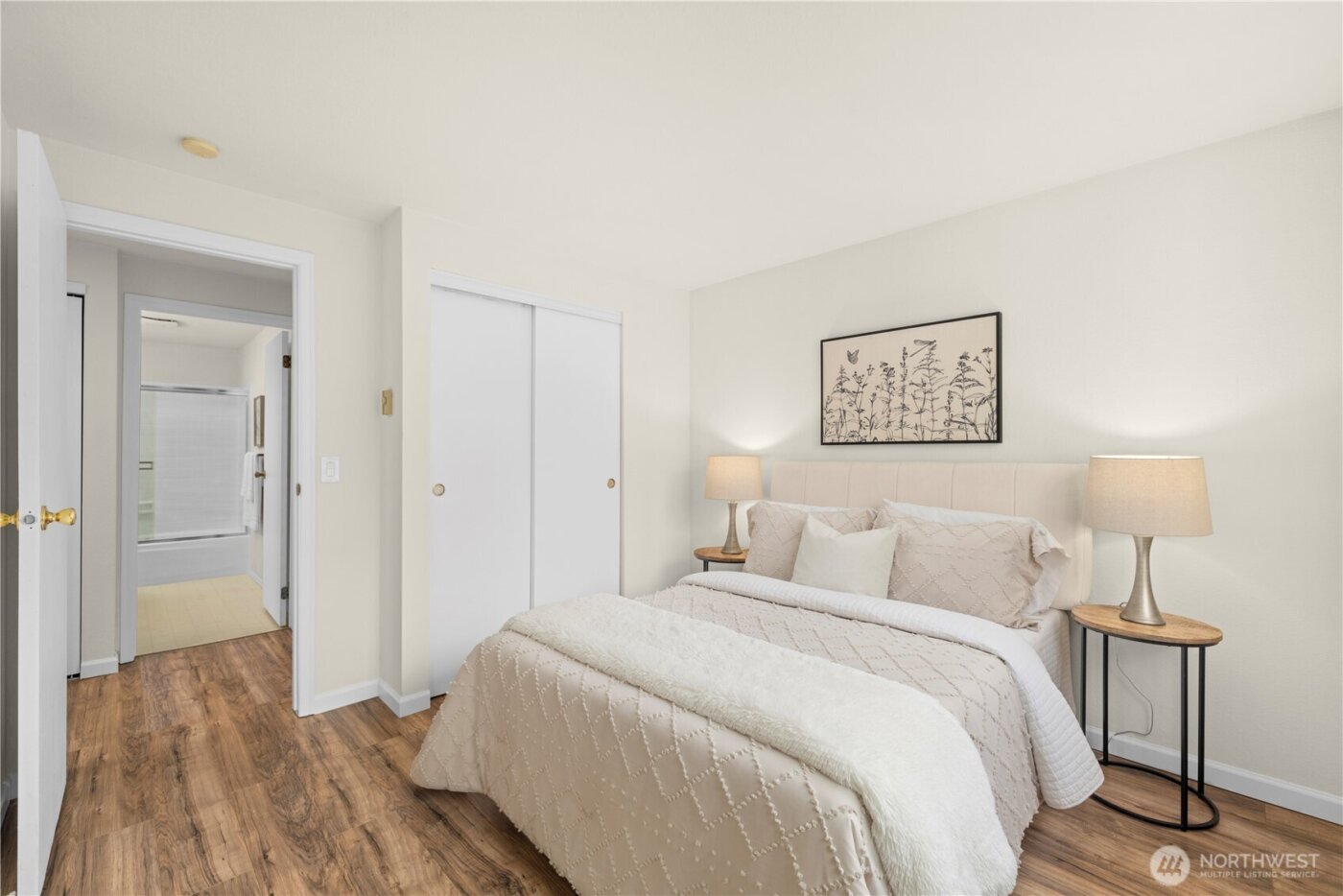 12740 NE 10th Place #E302, Bellevue, WA 98005