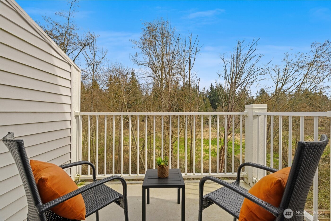 12740 NE 10th Place #E302, Bellevue, WA 98005
