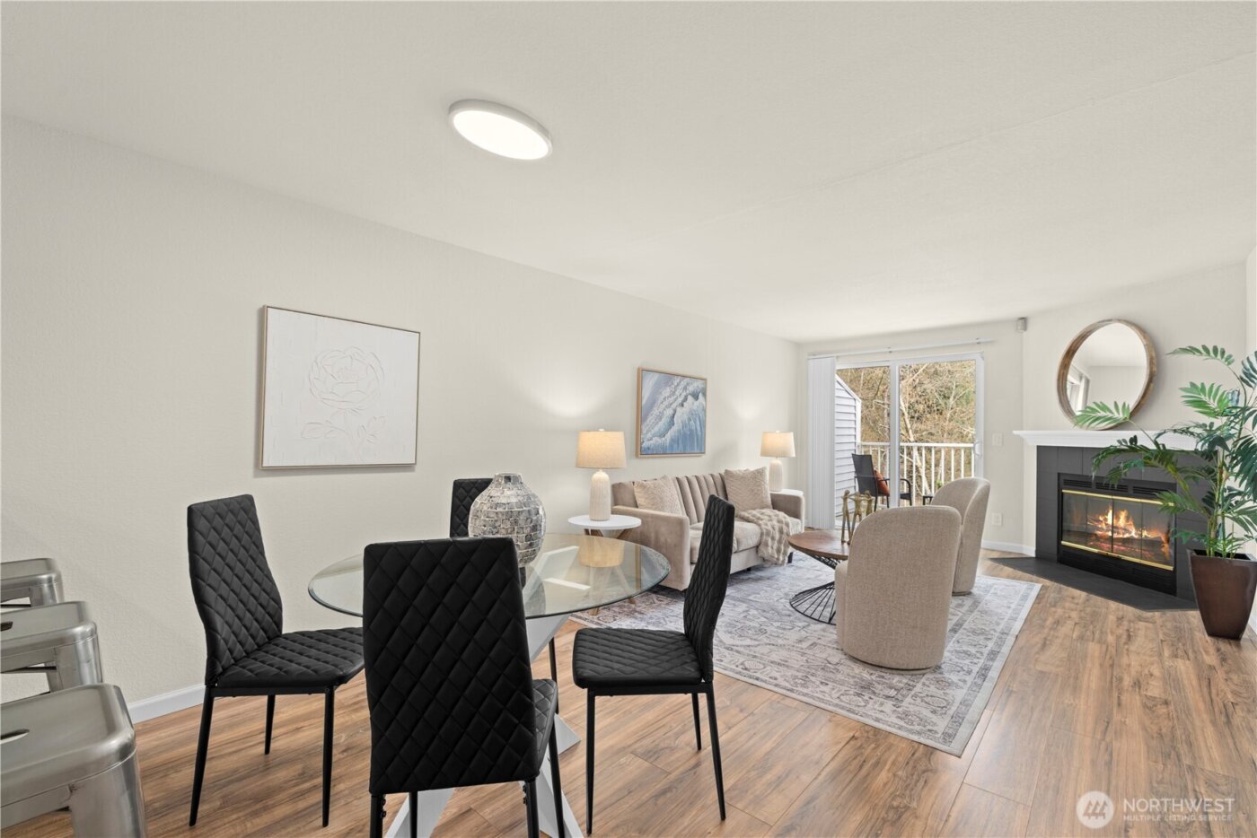 12740 NE 10th Place #E302, Bellevue, WA 98005