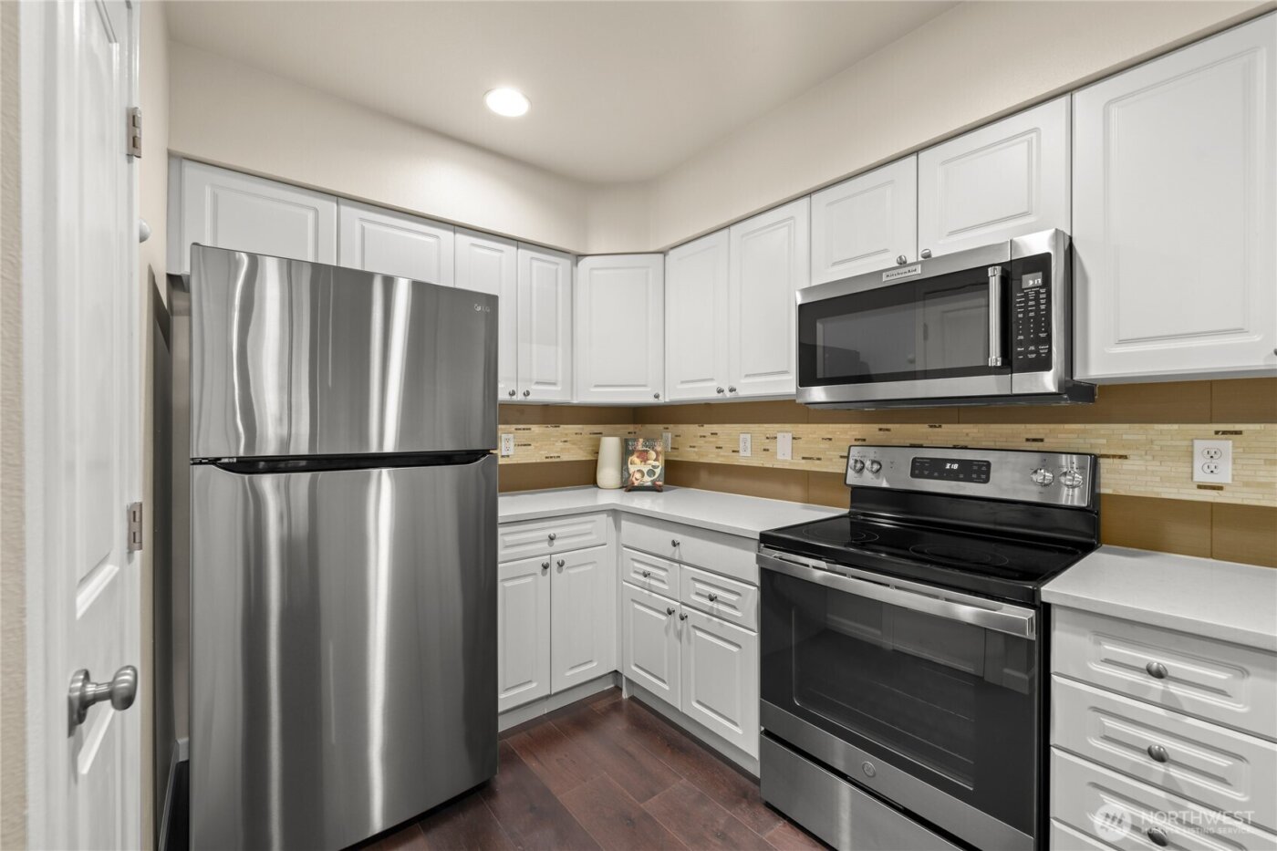 2244 132nd Avenue SE #B105, Bellevue, WA 98005