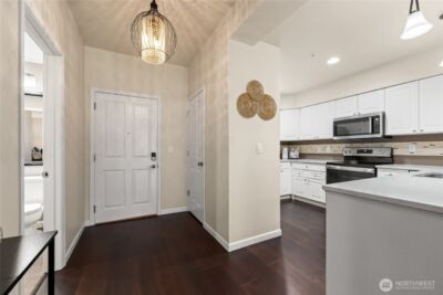 2244 132nd Avenue SE #B105, Bellevue, WA 98005 - Photo 2