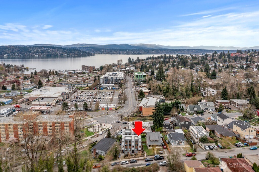 9266 50th Avenue S #C, Seattle, WA 98118