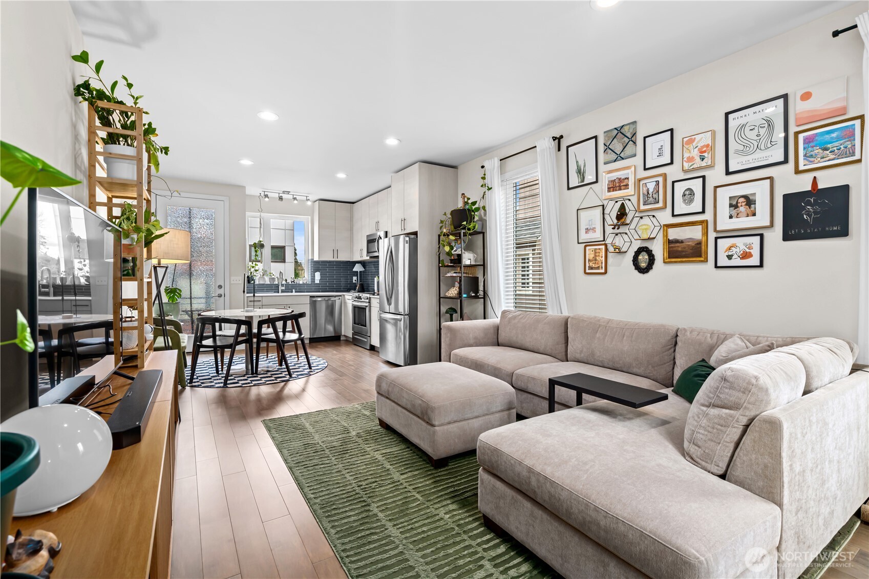 9266 50th Avenue S #C, Seattle, WA 98118