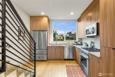 908 N 46th Street #F, Seattle, WA 98103 - Photo 26