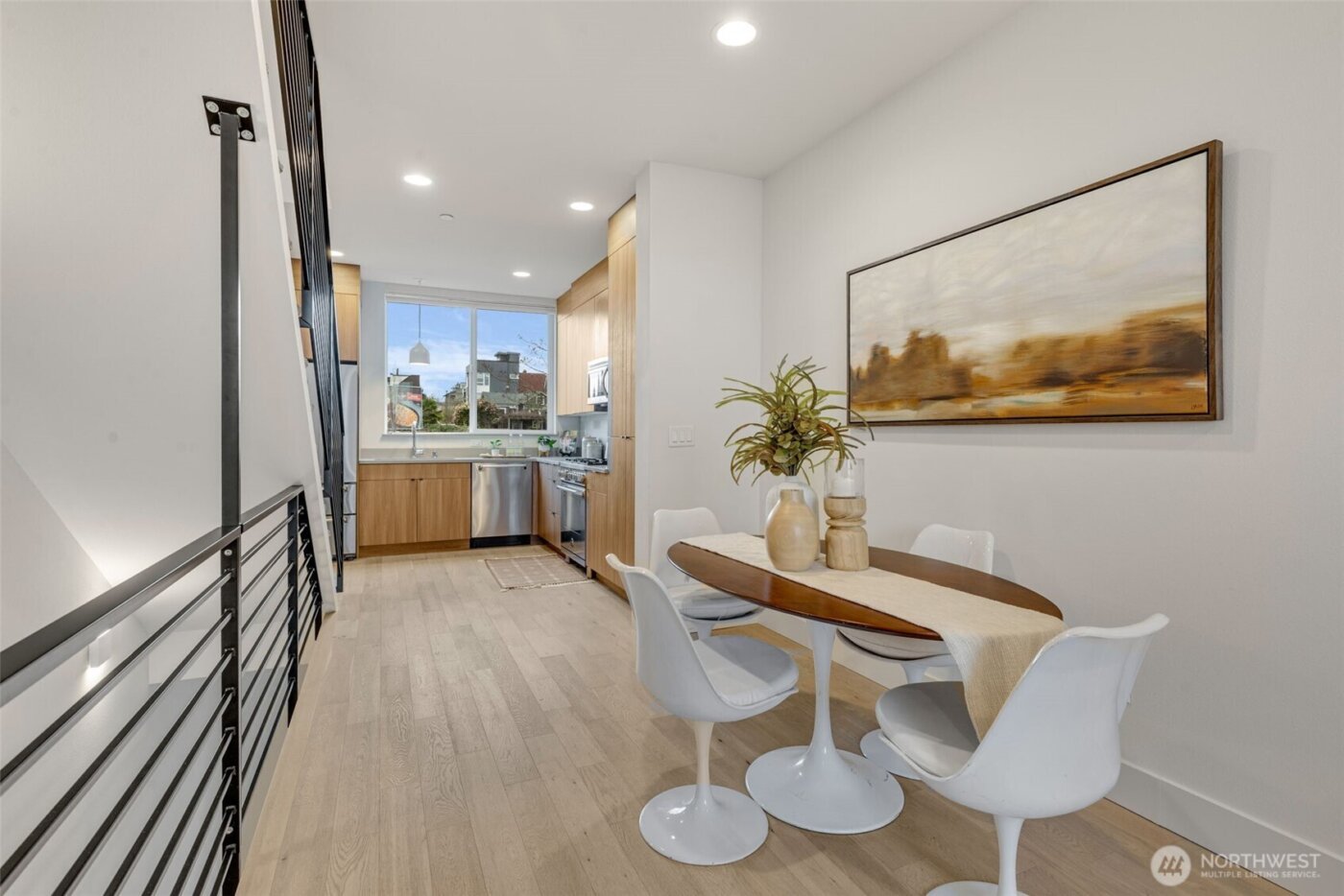 908 N 46th Street #F, Seattle, WA 98103