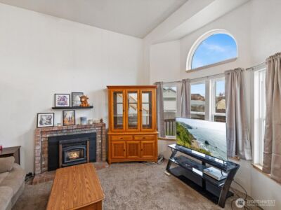 27420 Church Creek Loop NW, Stanwood, WA 98292 - Photo 4