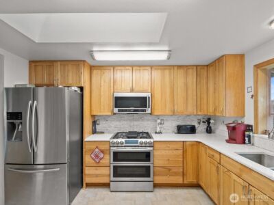 27420 Church Creek Loop NW, Stanwood, WA 98292 - Photo 9