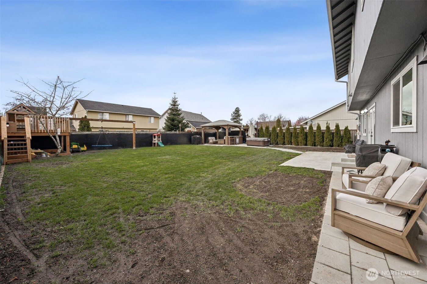 451 Sorensen Street , Enumclaw, WA 98321