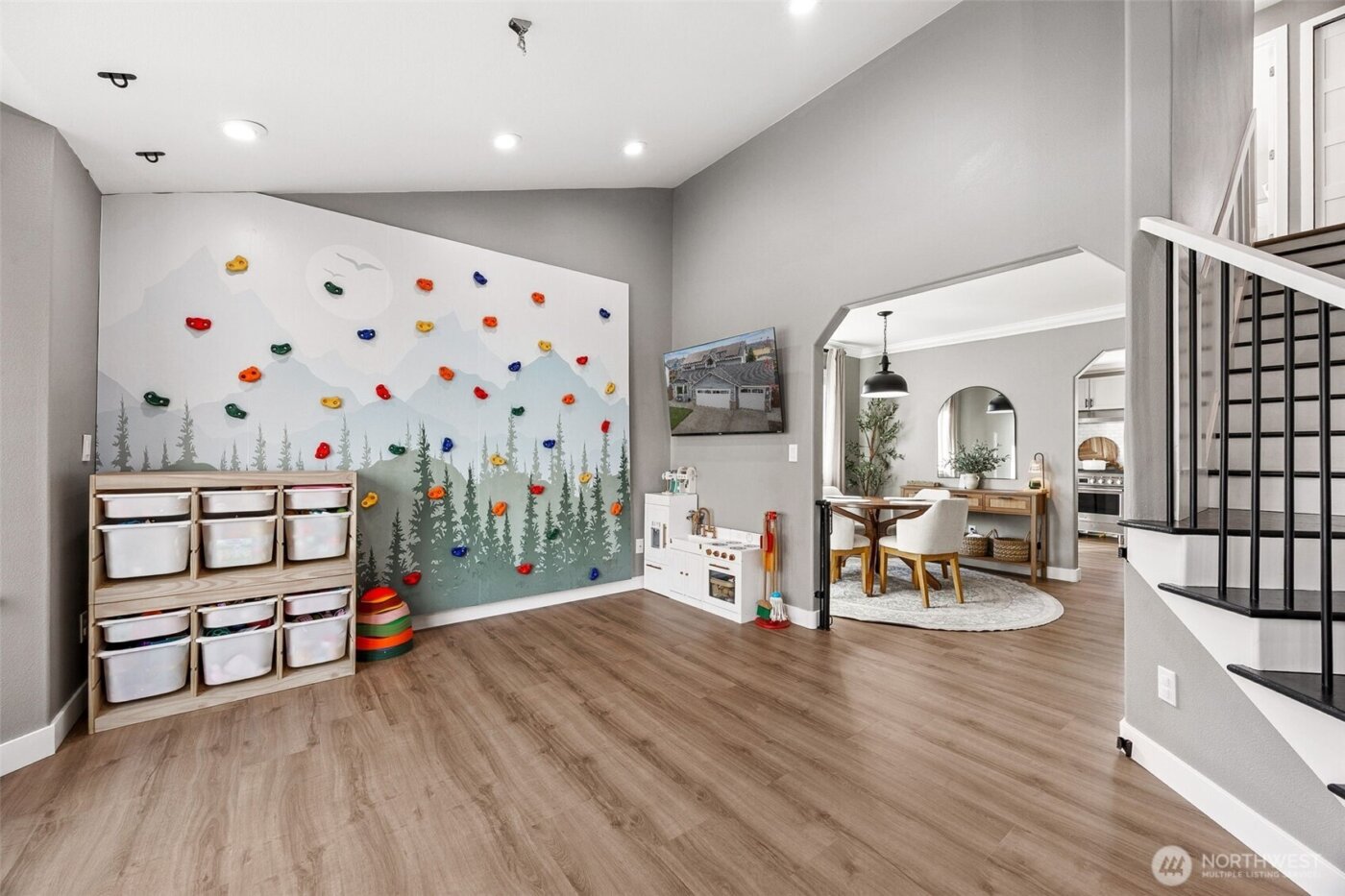 451 Sorensen Street , Enumclaw, WA 98321