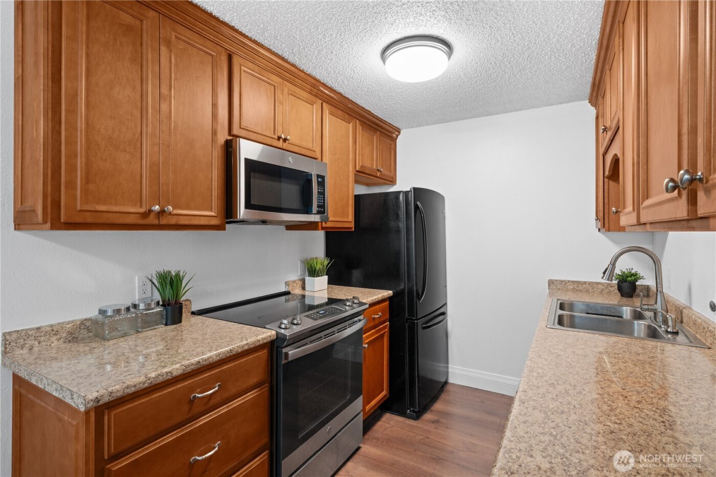 236 S 152nd Street #A105, Burien, WA 98148