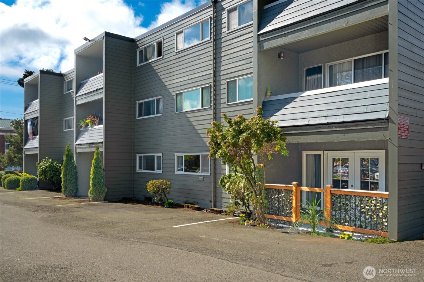 236 S 152nd Street #A105, Burien, WA 98148