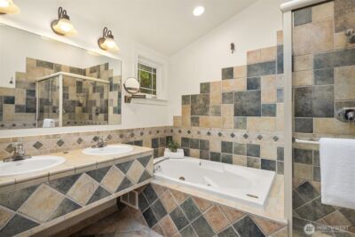 17226 SE 40th Place , Bellevue, WA 98008 - Photo 28