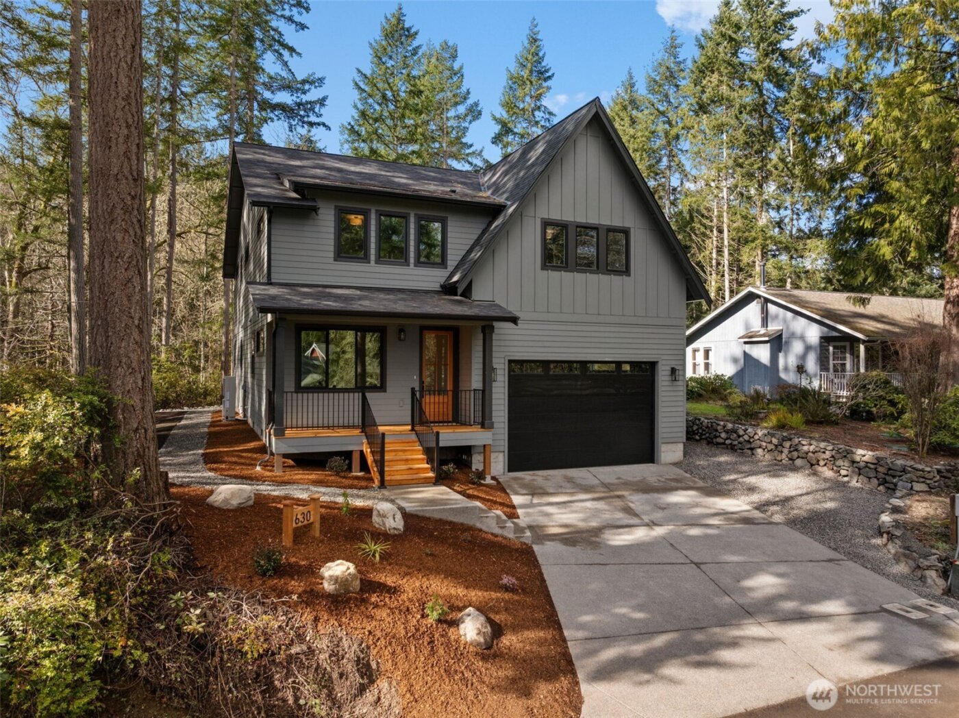 630 8th Avenue , Fox Island, WA 98333-9737