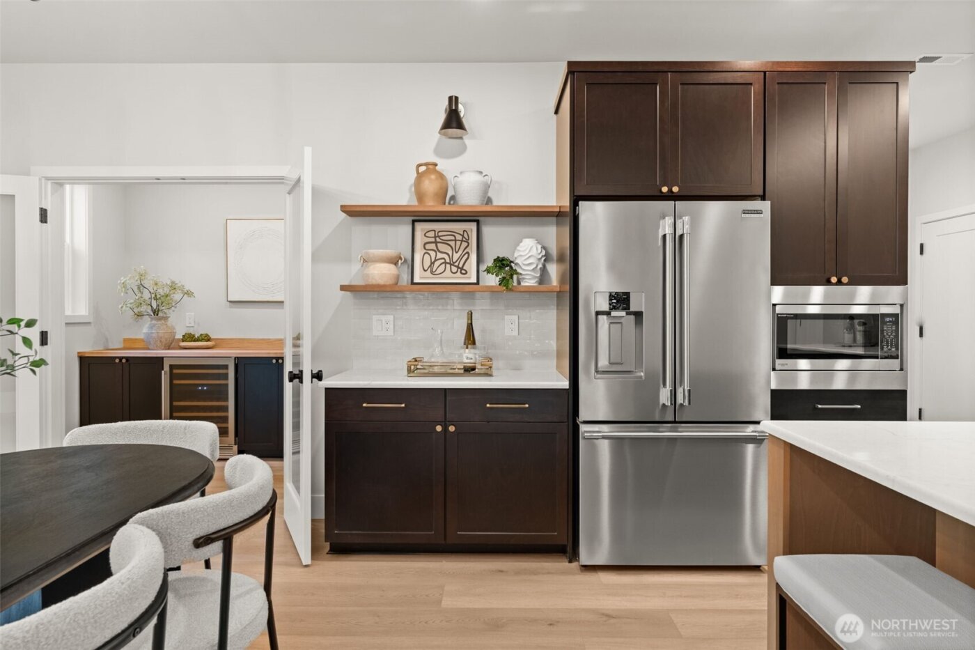 630 8th Avenue , Fox Island, WA 98333-9737