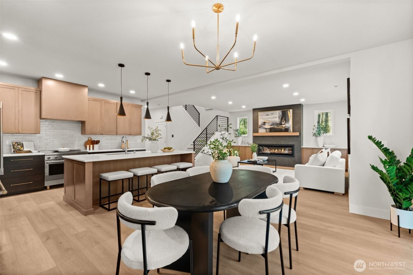 630 8th Avenue , Fox Island, WA 98333-9737