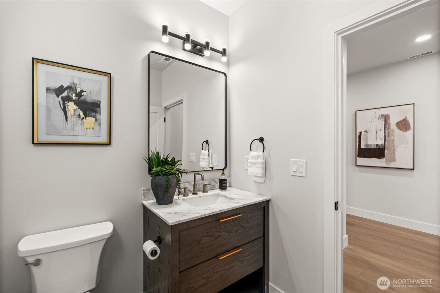 630 8th Avenue , Fox Island, WA 98333-9737