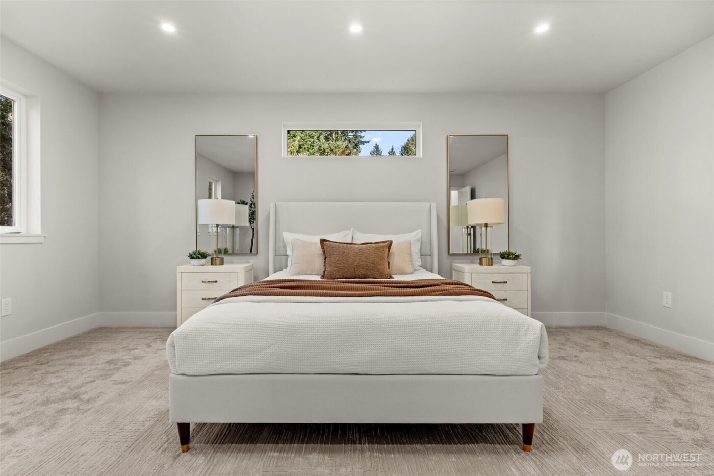 630 8th Avenue , Fox Island, WA 98333-9737