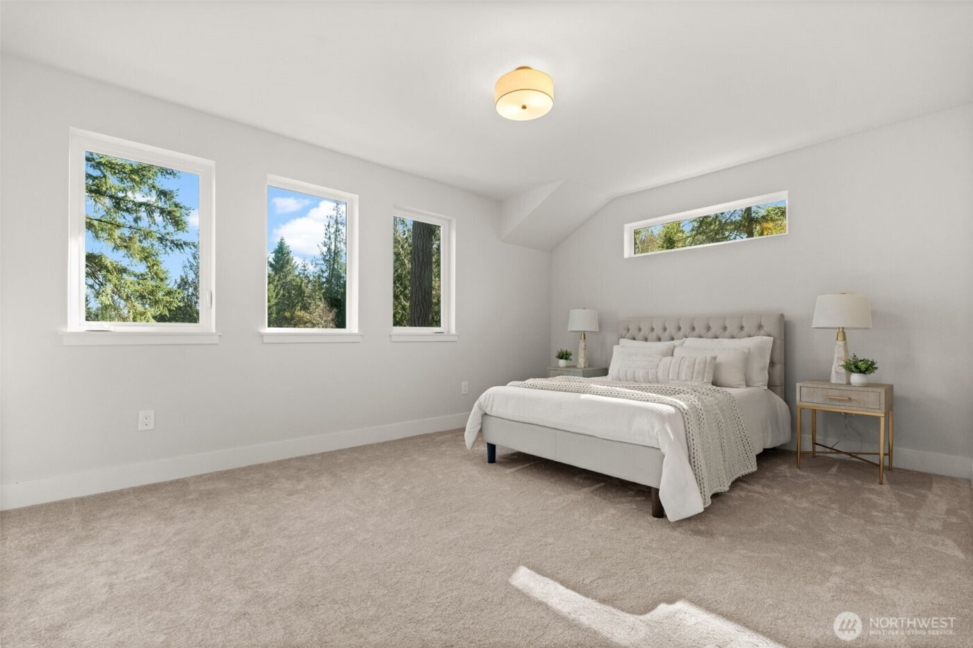 630 8th Avenue , Fox Island, WA 98333-9737