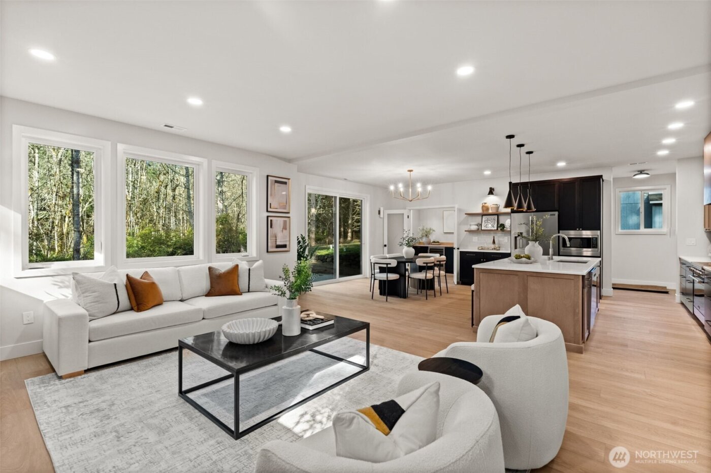 630 8th Avenue , Fox Island, WA 98333-9737